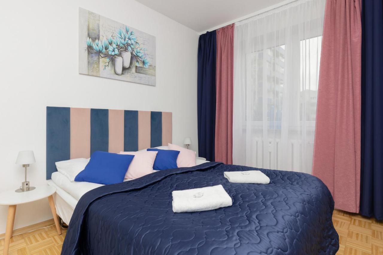 Family Apartment Bogatynska Bemowo By Noclegi Renters Varsó Kültér fotó