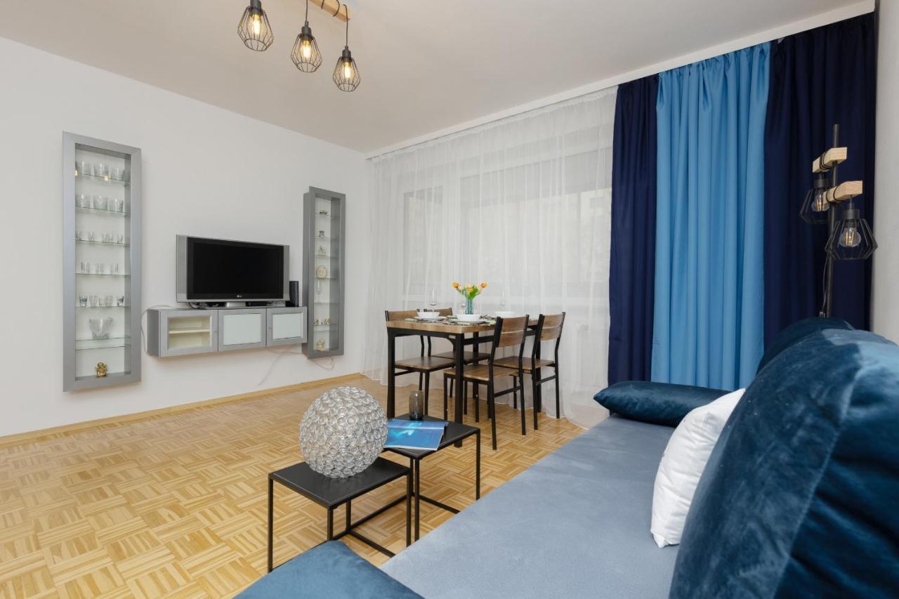 Family Apartment Bogatynska Bemowo By Noclegi Renters Varsó Kültér fotó